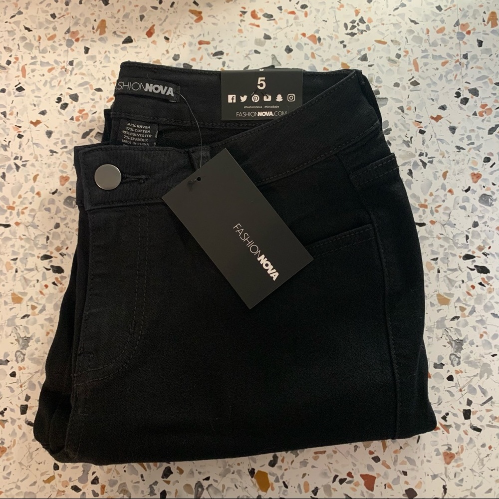 Fashion Nova Black Classic Mid Rise Skinny Jeans